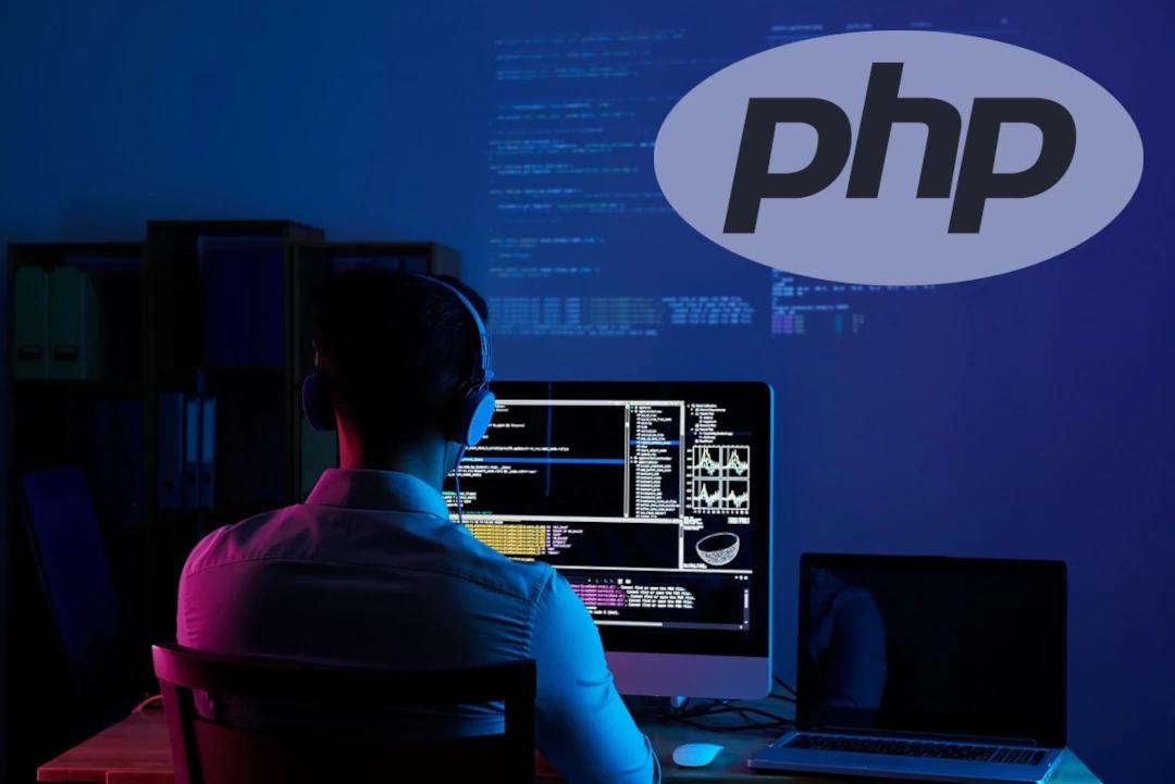 Dedicated PHP Developers vs Freelancers: choose for outsourcing your project